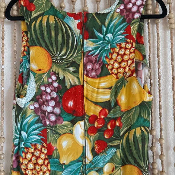 Vintage Carol Anderson Made in USA Unique Fruit Print Sleeveless V Neck Romper S - Picture 5 of 7